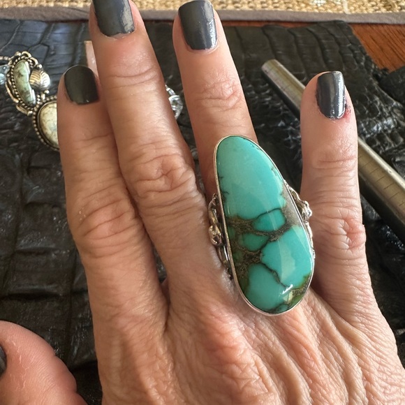 Turquoise and Sterling Silver Statement Ring - Picture 6 of 11